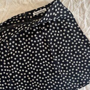 Reformation Black Daisy Floral Mini Skirt | Size 6
